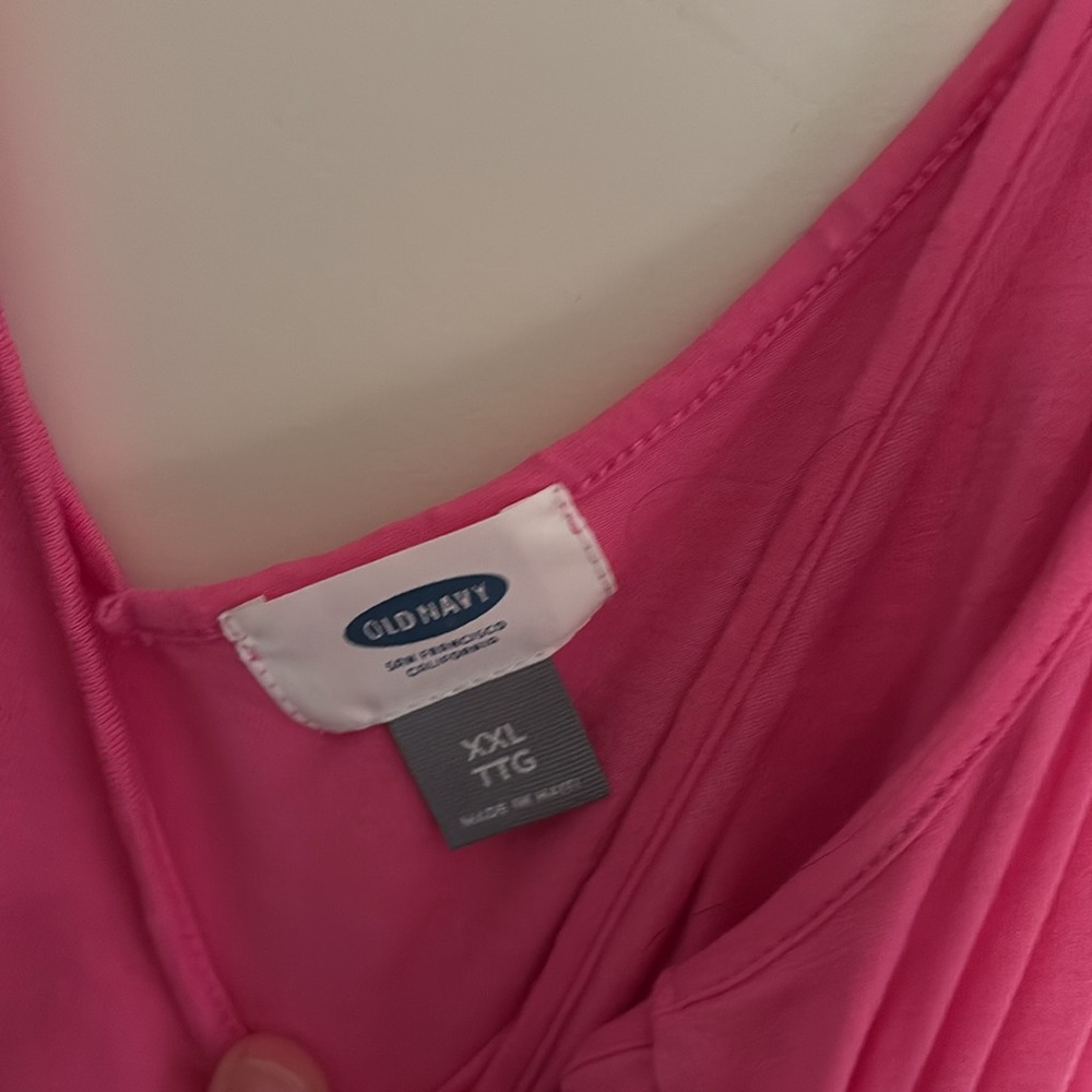 Pink tank - Picture 2 of 3